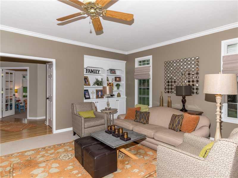 10633 Thorny Ridge Trace Fishers, IN 46037 - Photo 4 of 24