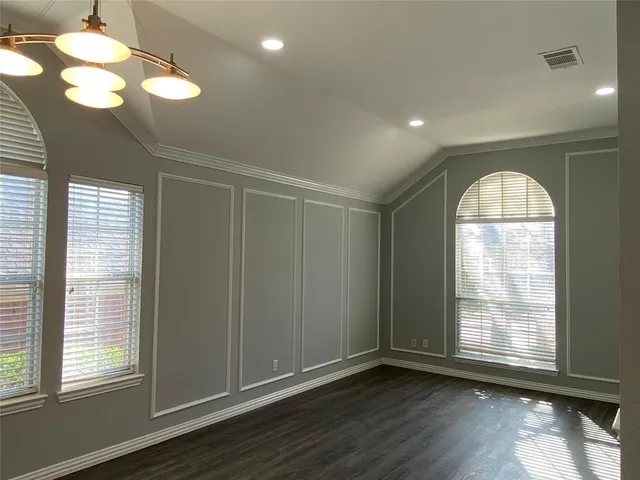 $2,895 | 429 Crestview Point Drive, Lewisville, TX 75067