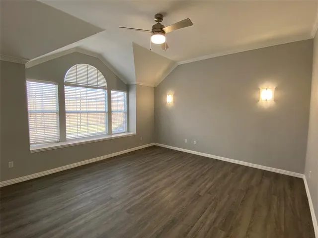 $2,895 | 429 Crestview Point Drive, Lewisville, TX 75067