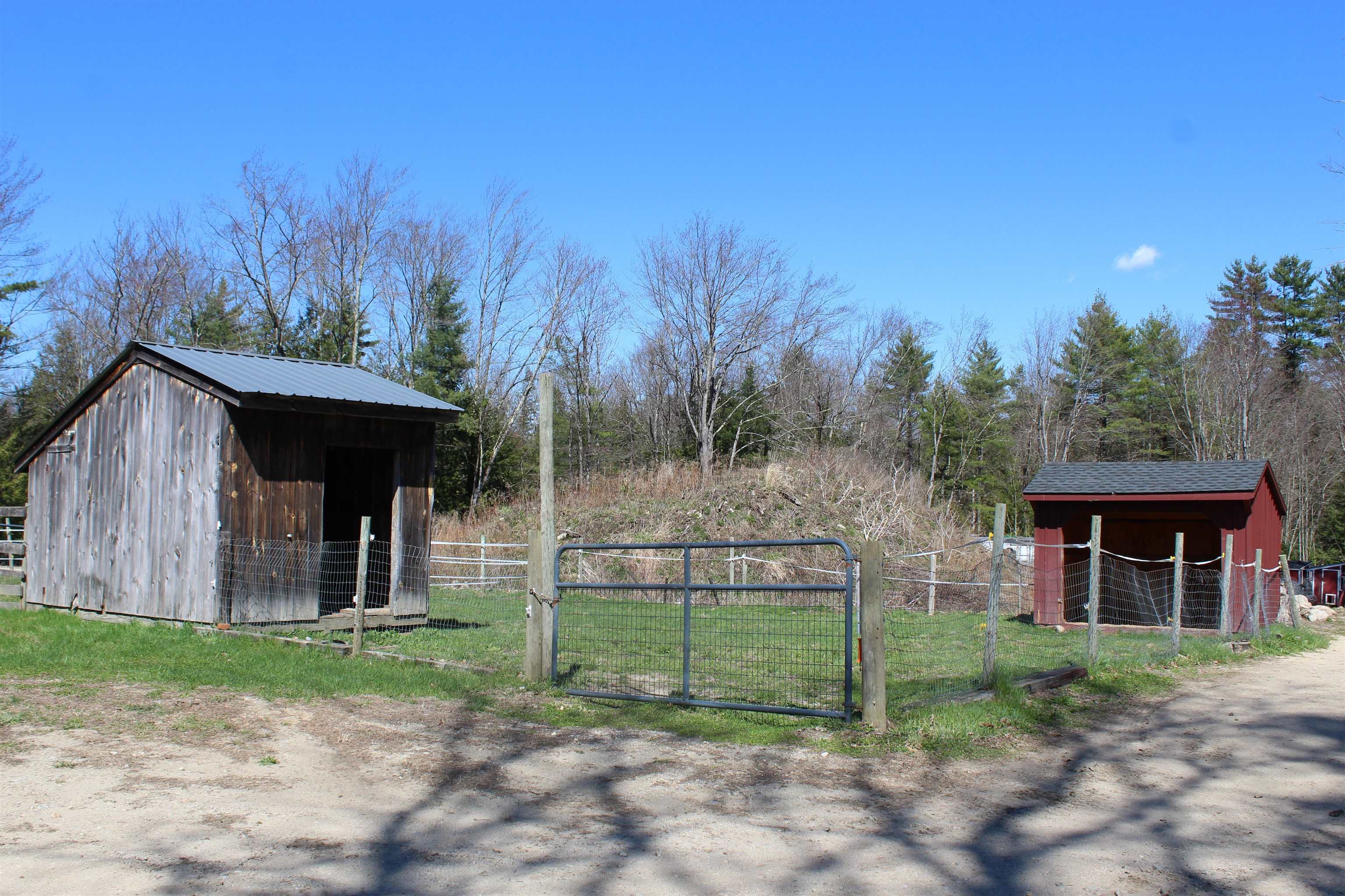260 Bennington Road Hancock, NH 03449 - Photo 2 of 26
