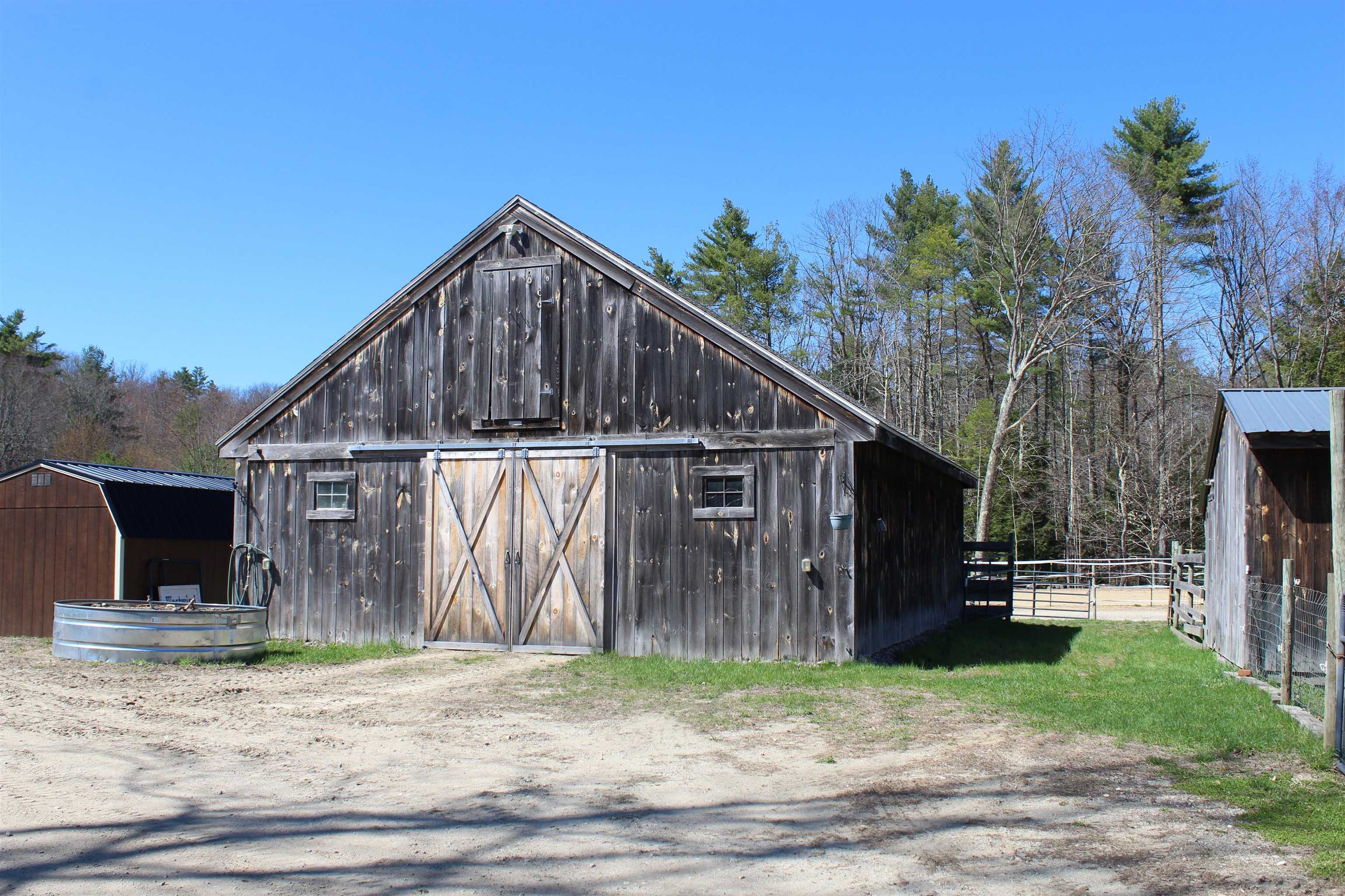 260 Bennington Road Hancock, NH 03449 - Photo 3 of 26