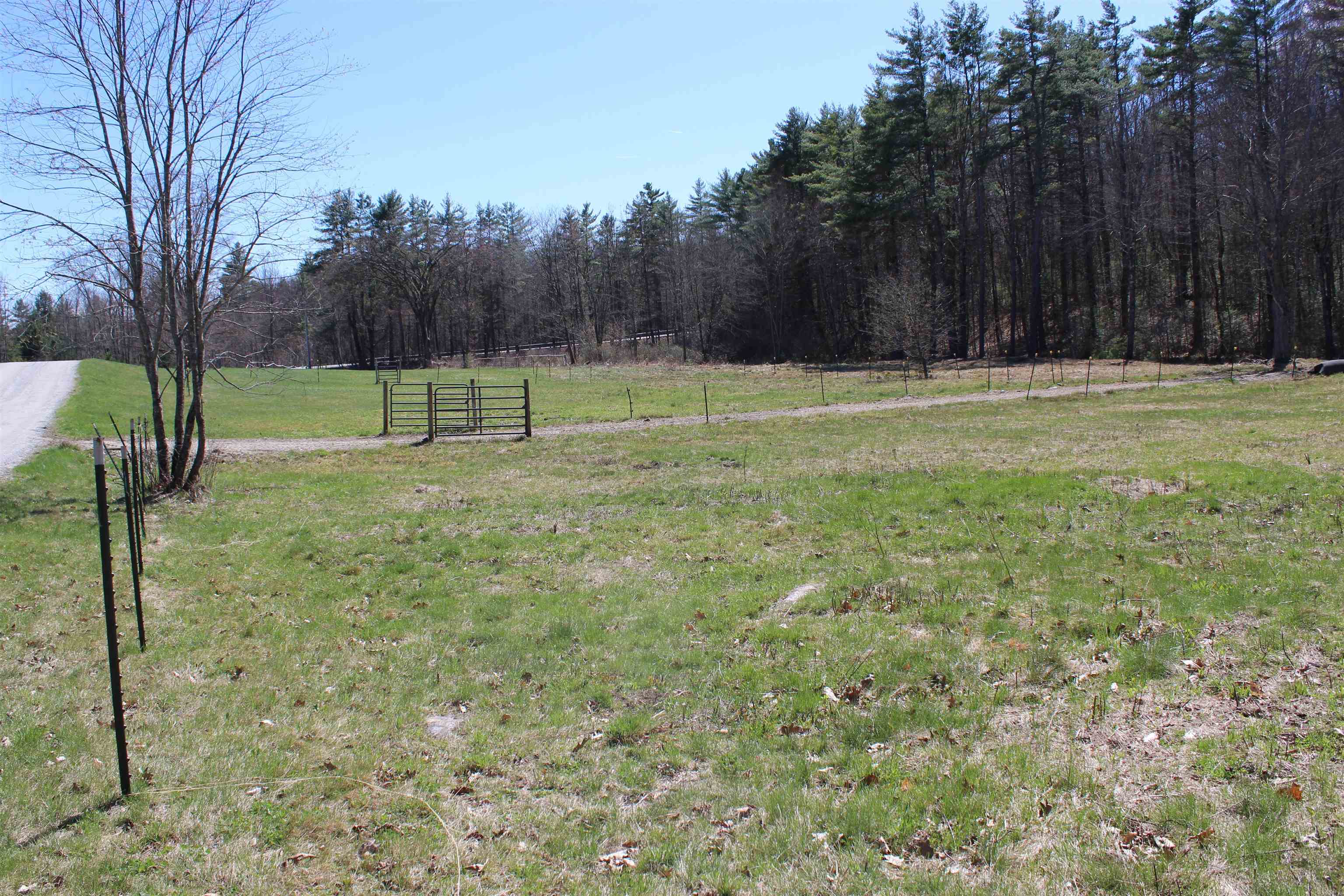 260 Bennington Road Hancock, NH 03449 - Photo 9 of 26
