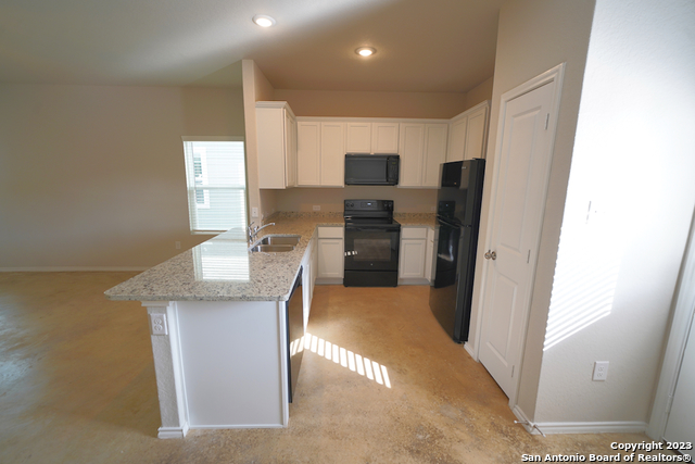 3818 Key W Way, Unit 1 Converse, TX 78109 - Photo 15 of 46