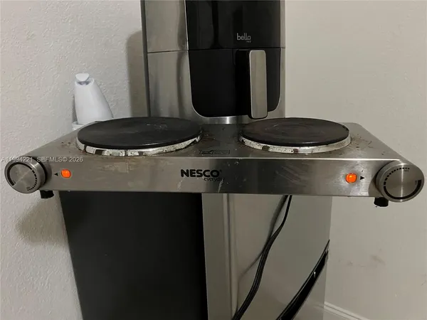 $1,300 | 14880 Southwest 56th Terrace, Unit 3, Miami, FL 33193