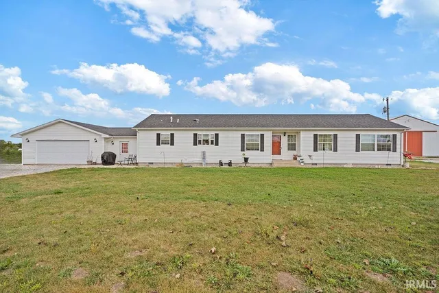 $219,900 | 3766 South 400 West, Kokomo, IN 46902