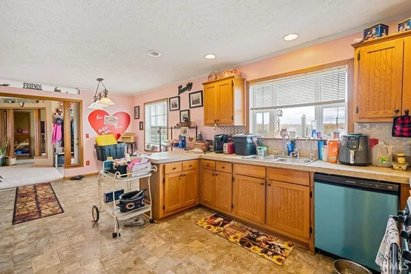 $200,000 | 3766 South 400 West, Kokomo, IN 46902