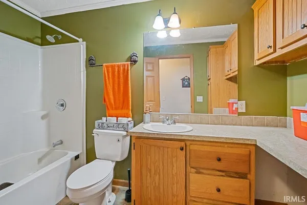 $200,000 | 3766 South 400 West, Kokomo, IN 46902