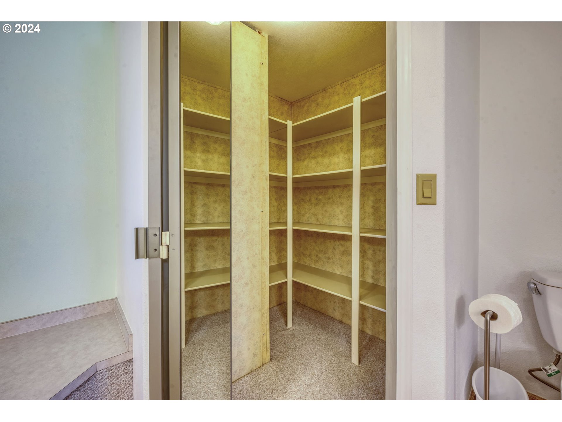 2150 Laura Street, Unit 217 Springfield, OR 97477 - Photo 20 of 32 a view of an empty room with closet and a window