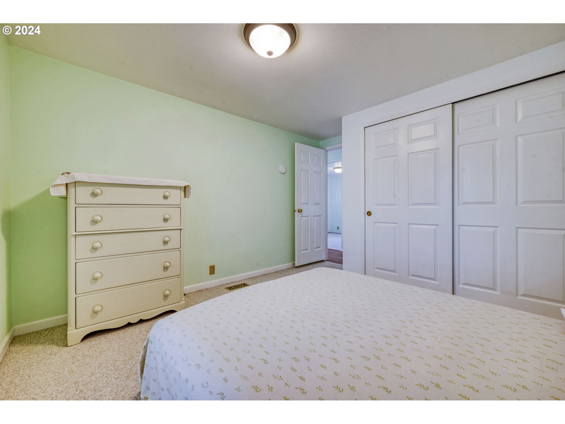 2150 Laura Street, Unit 217 Springfield, OR 97477 - Photo 22 of 32 a view of room with cabinet