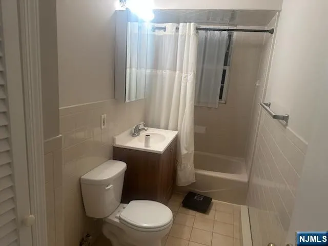 $1,825 | 490 Beverly Road, Unit C2, Teaneck, NJ 07666