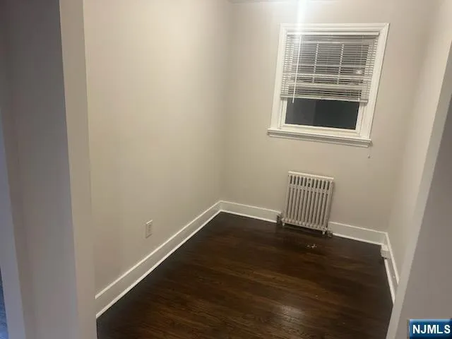 $1,825 | 490 Beverly Road, Unit C2, Teaneck, NJ 07666