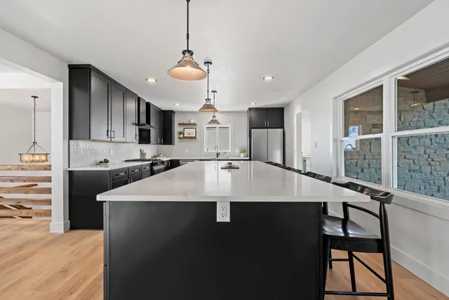 $779,900 | 3660 County Road South, Little Suamico, WI 54141