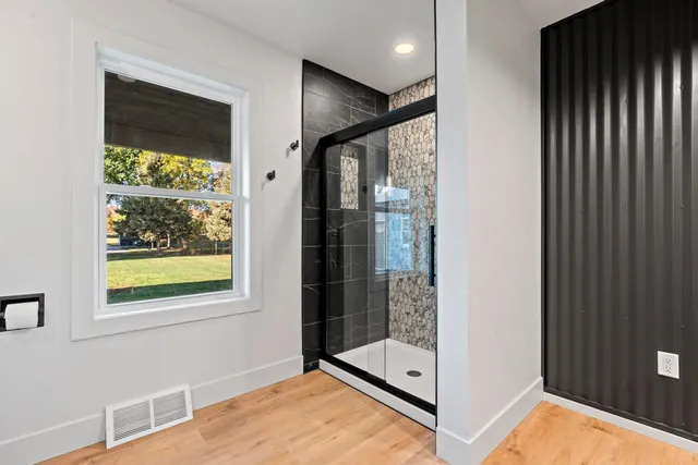 $779,900 | 3660 County Road South, Little Suamico, WI 54141