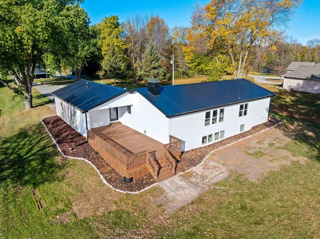 $779,900 | 3660 County Road South, Little Suamico, WI 54141