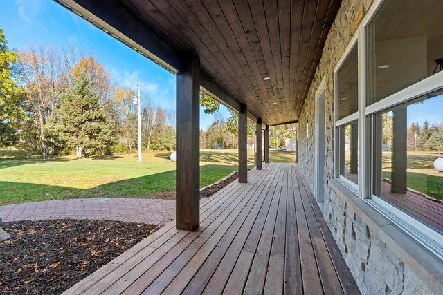 $779,900 | 3660 County Road South, Little Suamico, WI 54141