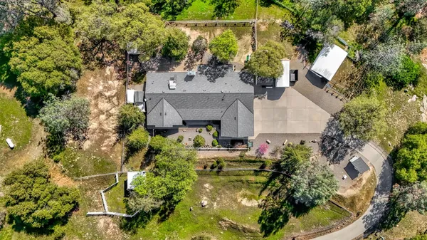 $599,900 | 33867 Jennifer Court, Coarsegold, CA 93614