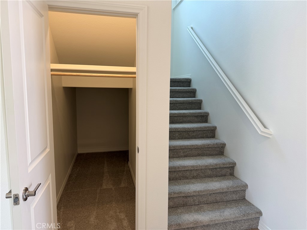 9707 Babaco Street Riverside, CA 92508 - Photo 8 of 38