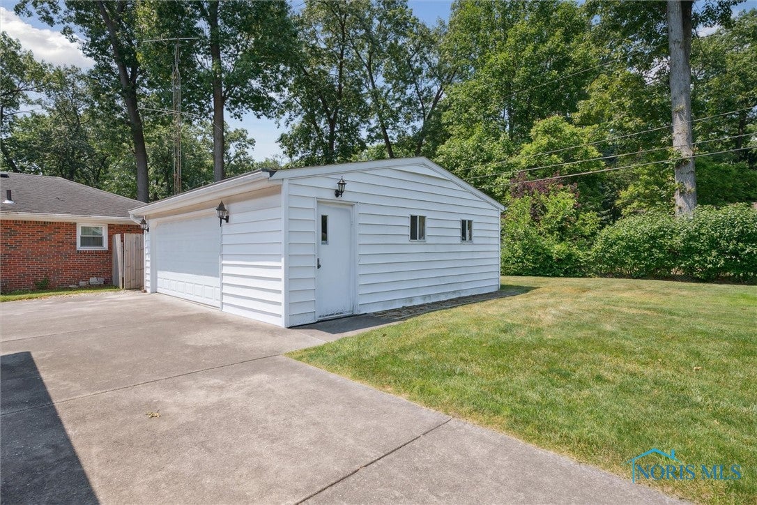 5201 Pawnee Road Toledo, OH 43613 - Photo 26 of 30 Gallery Image 26