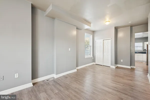 $1,975 | 138 North King Street, Gloucester City, NJ 08030