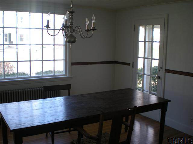 322 Riverview Road Clifton Park, NY 12148 - Photo 8 of 19 Photo 8