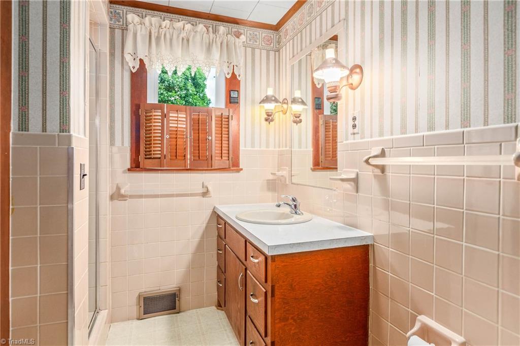 3748 Pride's Road East Bend, NC 27018 - Photo 36 of 41 Gallery Image 36