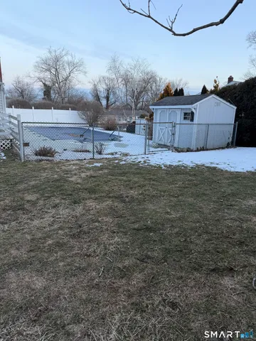 $480,000 | 19 Evergreen Drive, Clinton, CT 06413