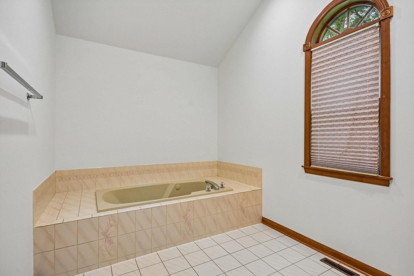 6S155 West Ridge Drive Aurora, IL 60506 - Photo 31 of 50
