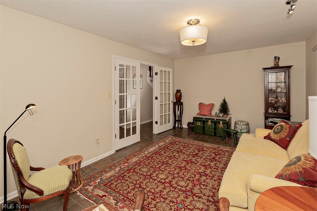 3365 Old Brainard Road Pepper Pike, OH 44124 - Photo 23 of 35
