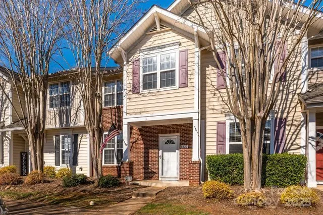 $260,000 | 8422 Chaceview Court, Charlotte, NC 28269