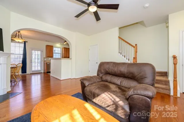 $260,000 | 8422 Chaceview Court, Charlotte, NC 28269