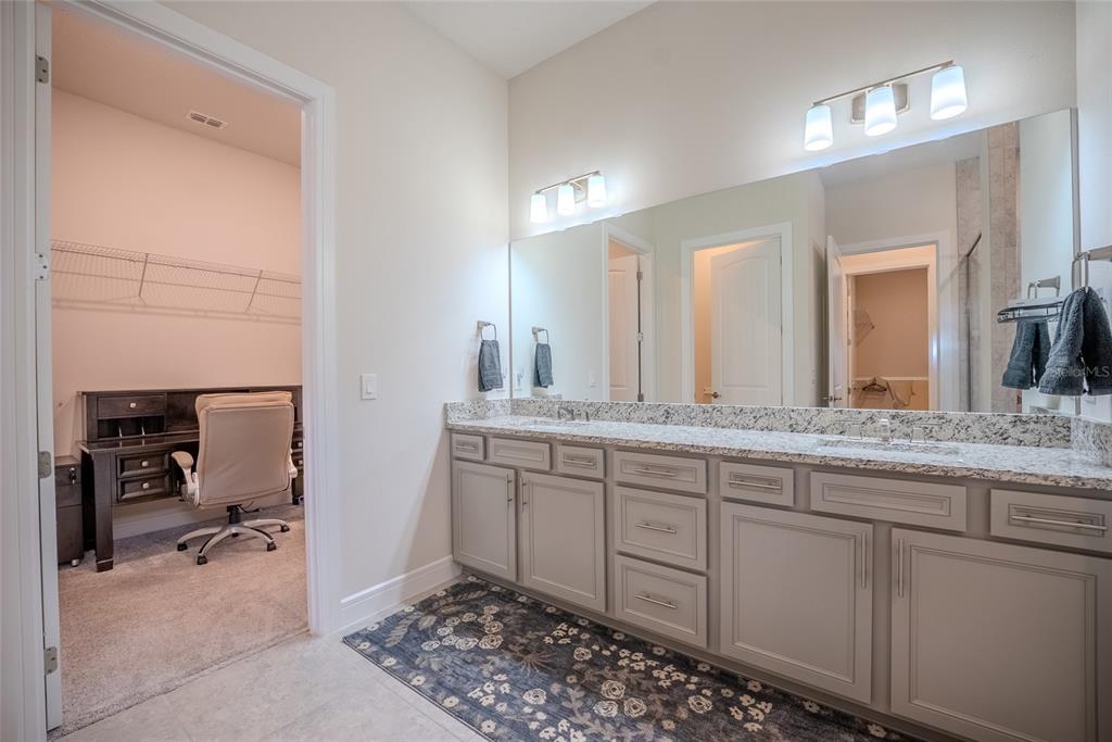 9394 Southwest 60th Ln Road Ocala, FL 34481 - Photo 22 of 42