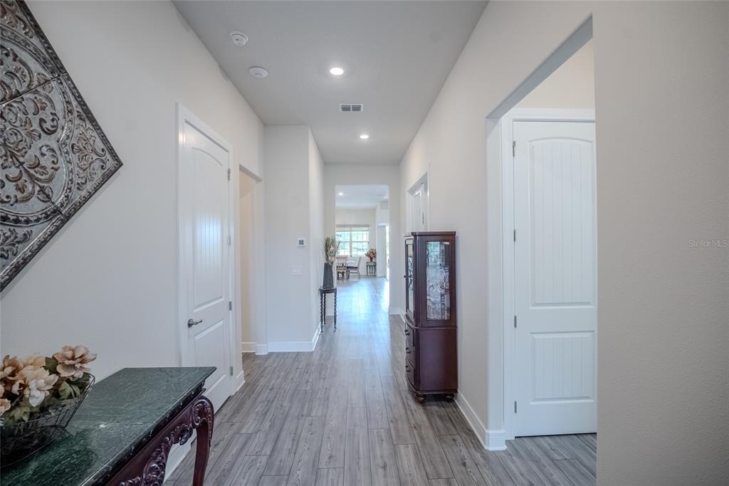 9394 Southwest 60th Ln Road Ocala, FL 34481 - Photo 7 of 42