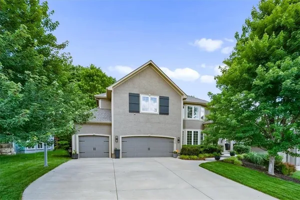 $595,000 | 22726 West 44th Street, Shawnee, KS 66226