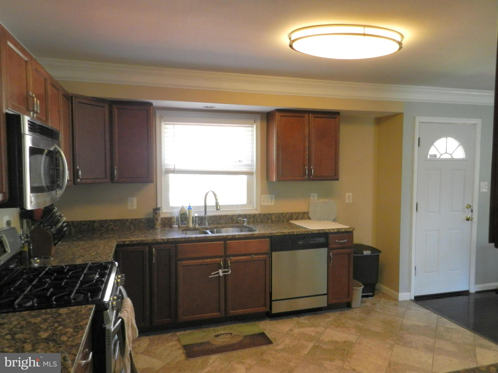 4219 Bel Pre Road Rockville, MD 20853 - Photo 15 of 21 Interior (General)