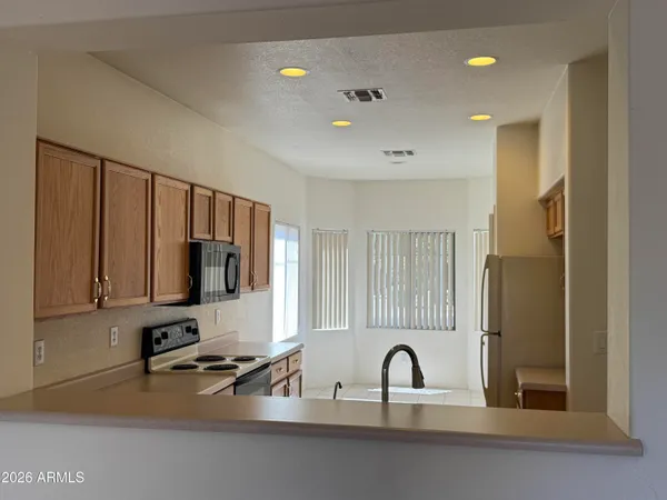 $2,100 | 2868 East Devon Court, Gilbert, AZ 85296