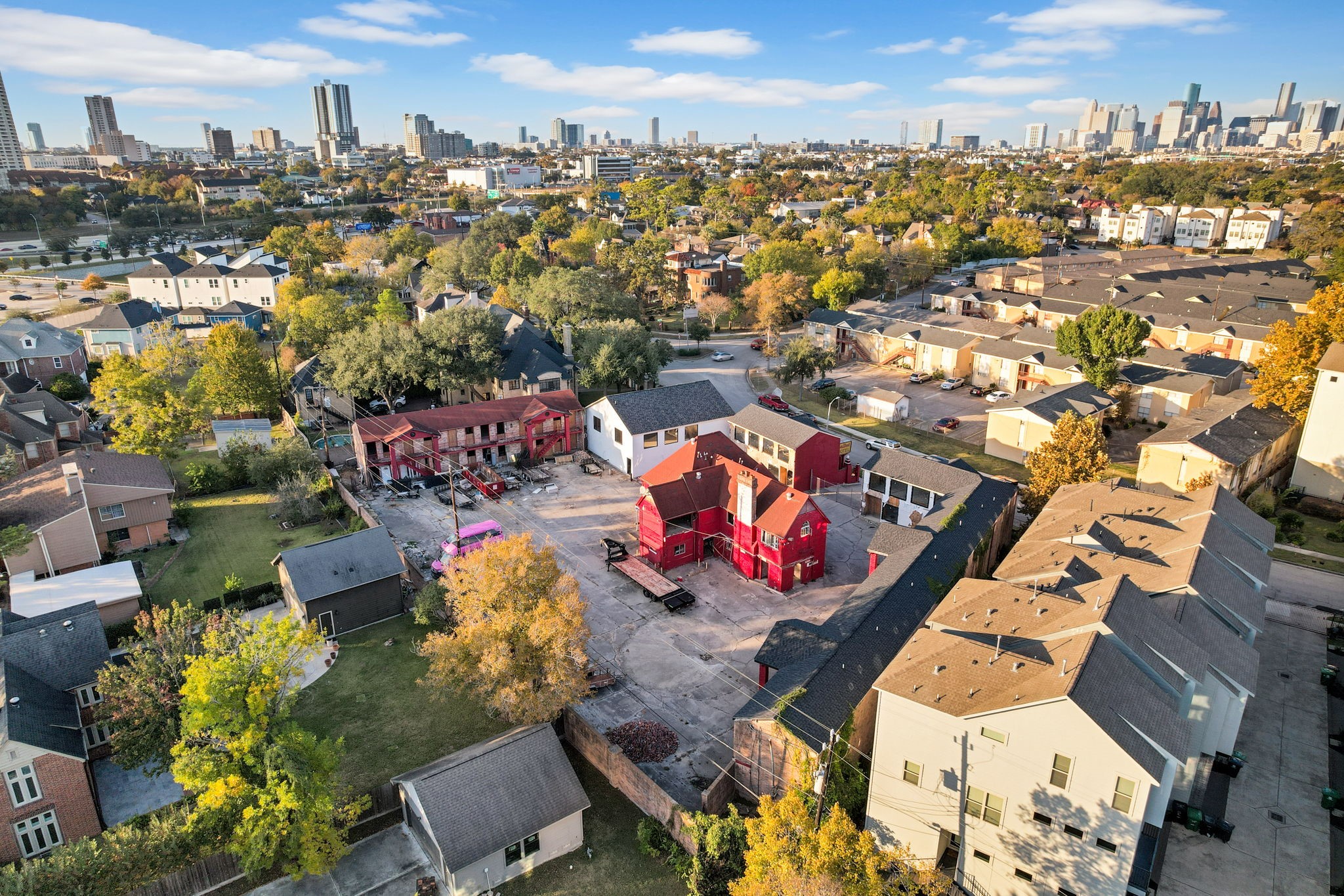 2612 Riverside Drive Houston, TX 77004 - Photo 2 of 7 an aerial view of a city