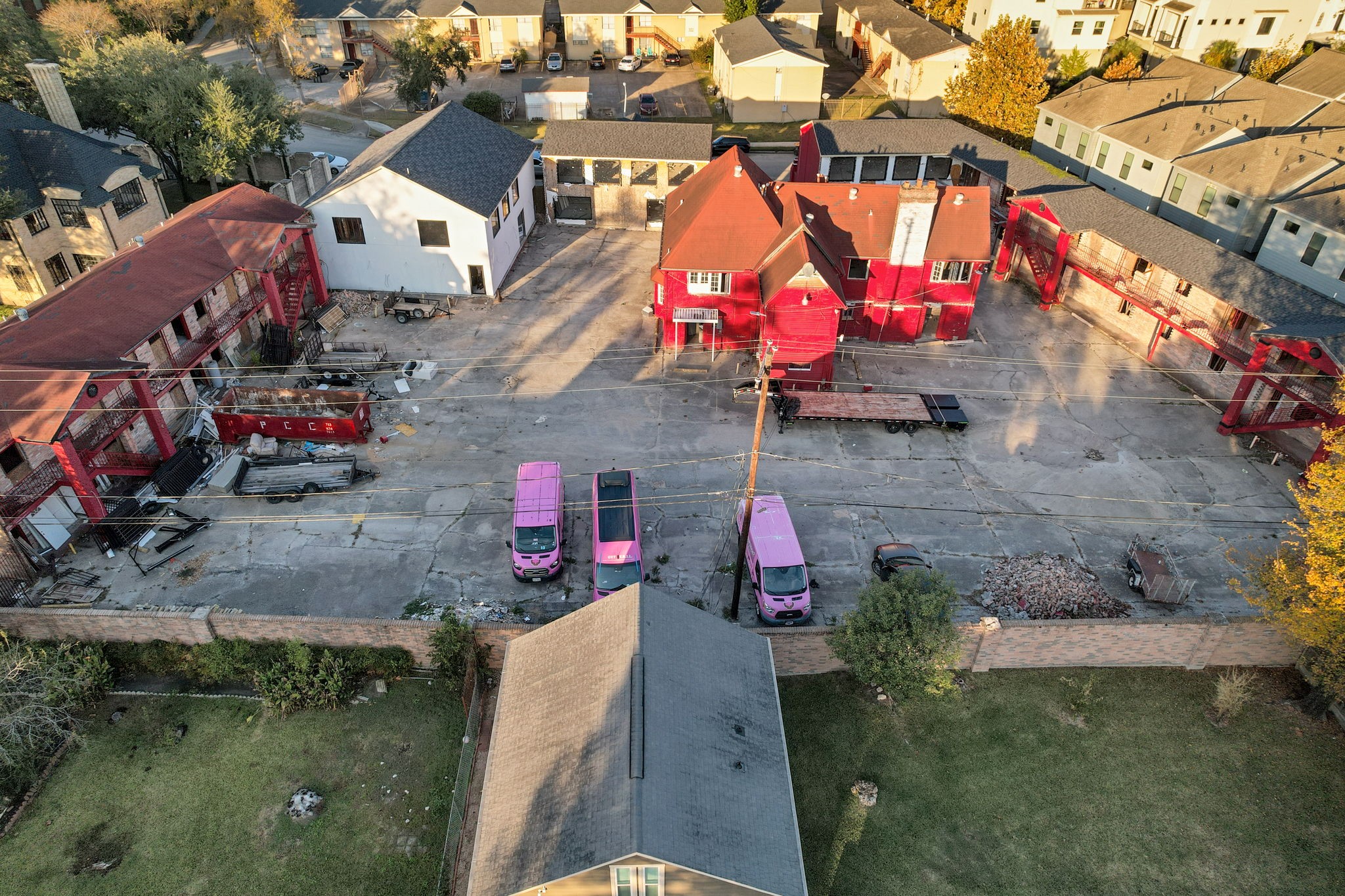 2612 Riverside Drive Houston, TX 77004 - Photo 5 of 7 an aerial view of a house with swimming pool