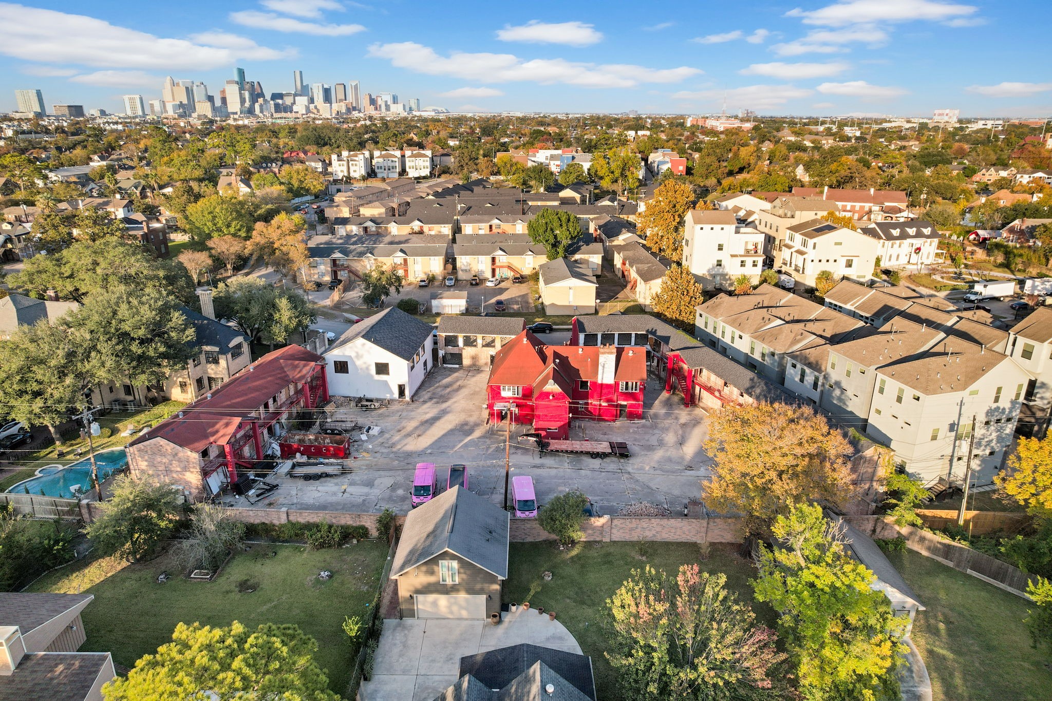 2612 Riverside Drive Houston, TX 77004 - Photo 6 of 7 an aerial view of residential houses with outdoor space