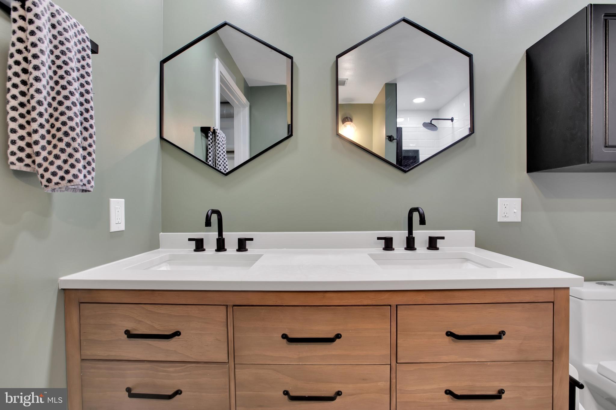 1440 Church Street Northwest, Unit 304 Washington, DC 20005 - Photo 14 of 33