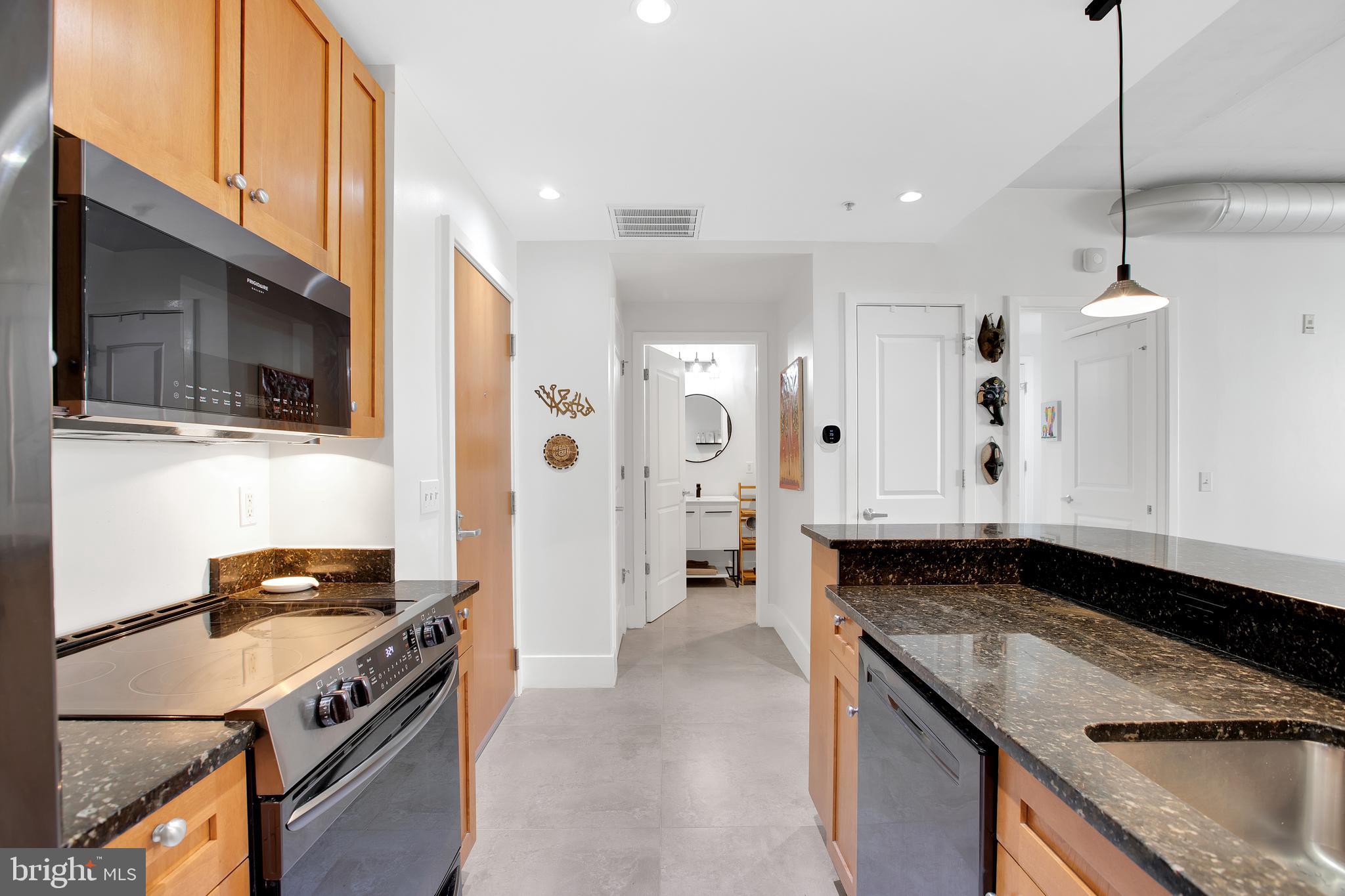 1440 Church Street Northwest, Unit 304 Washington, DC 20005 - Photo 9 of 33