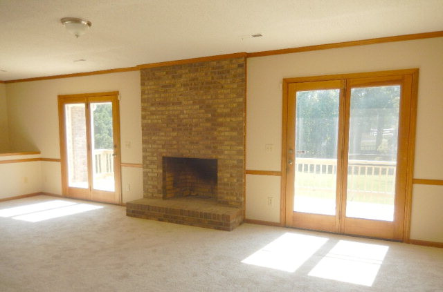 1009 Calks Ferry Road Lexington, SC 29072 - Photo 4 of 10