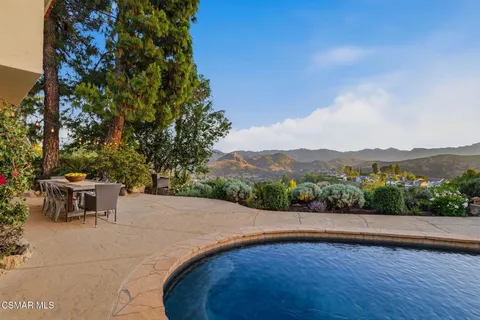 $2,295,000 | 987 Brookview Avenue, Westlake Village, CA 91361