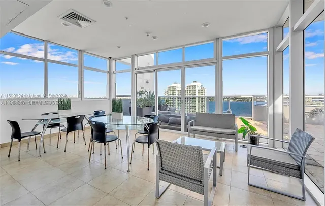 $575,700 | 7929 West Drive, Unit 702, North Bay Village, FL 33141