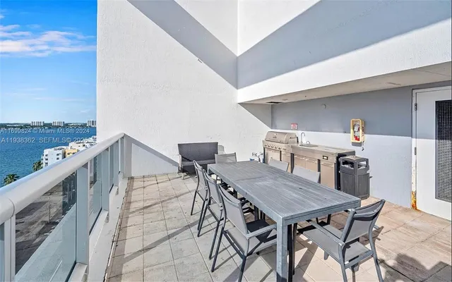 $575,700 | 7929 West Drive, Unit 702, North Bay Village, FL 33141