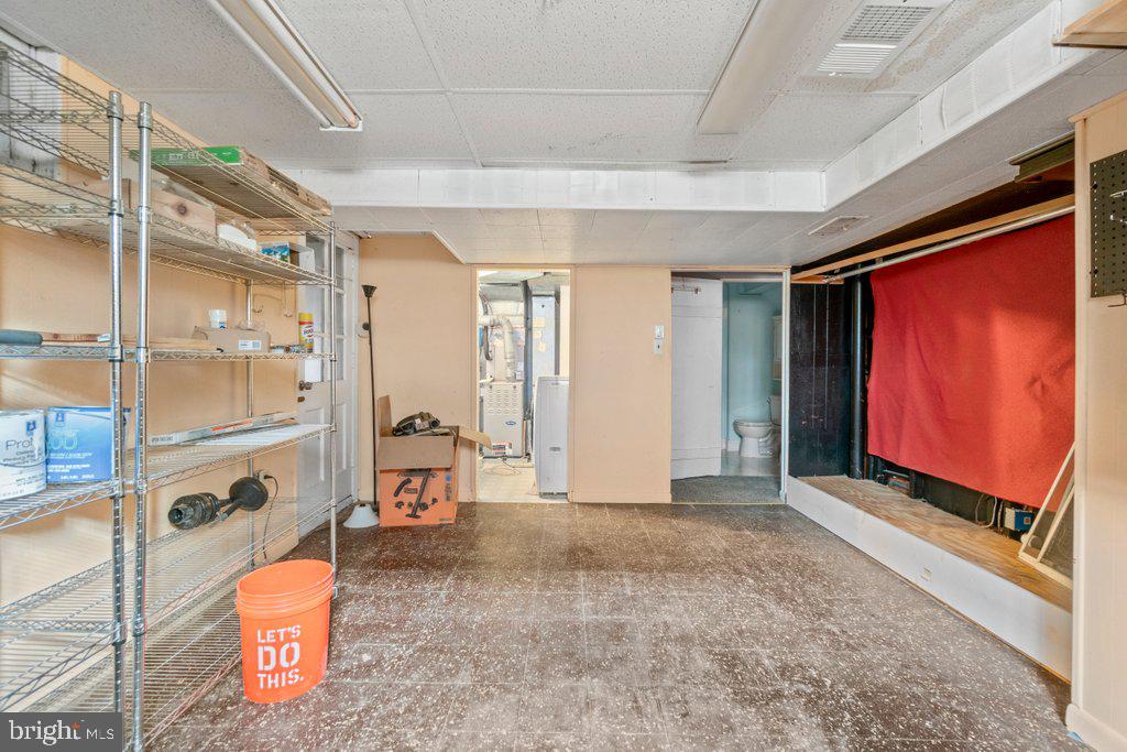 1522 Doxbury Road Baltimore, MD 21286 - Photo 24 of 28 a view of an empty room