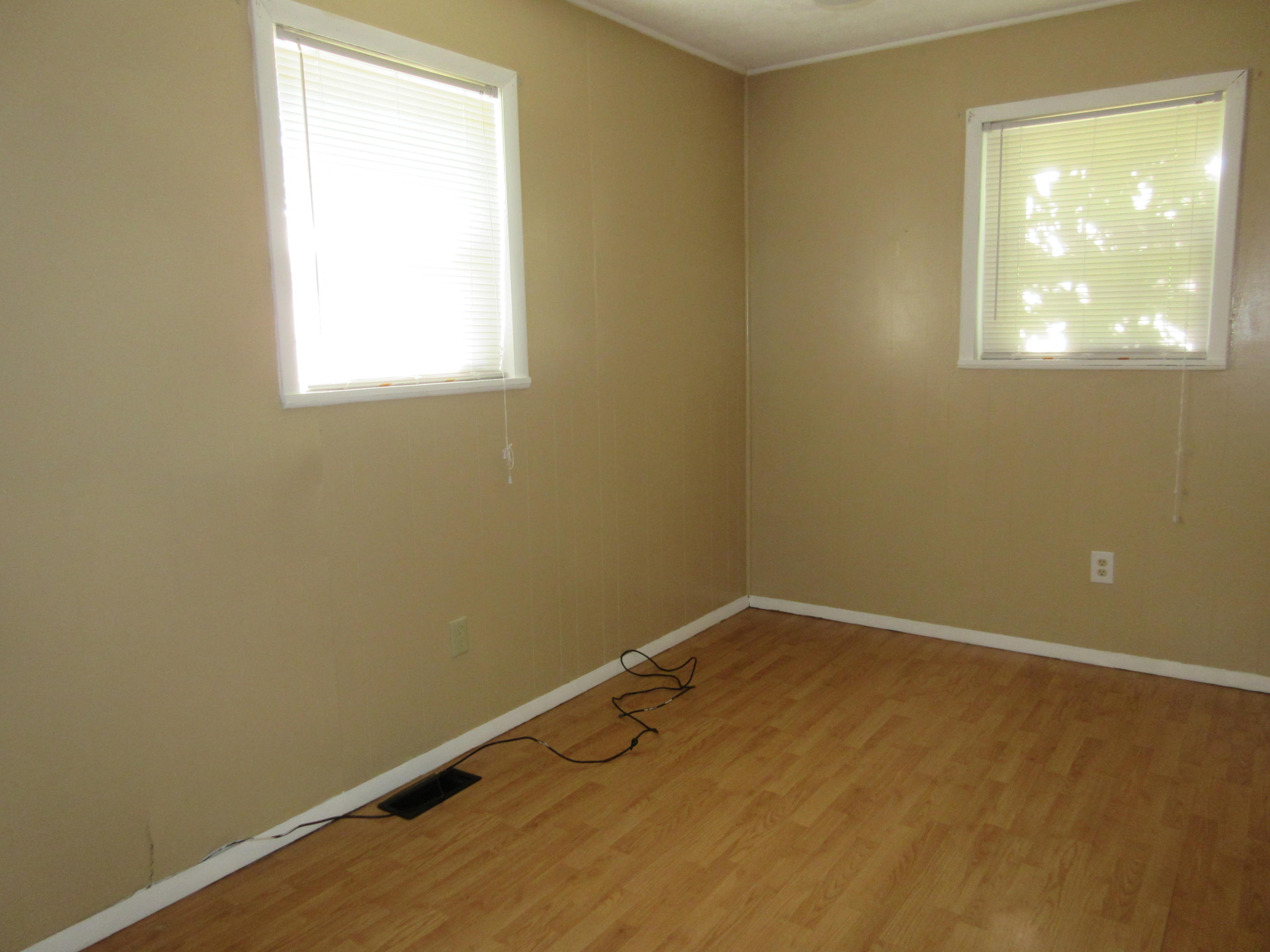 314 Hillside Road Oakdale, TN 37829 - Photo 11 of 28 Bedroom 1