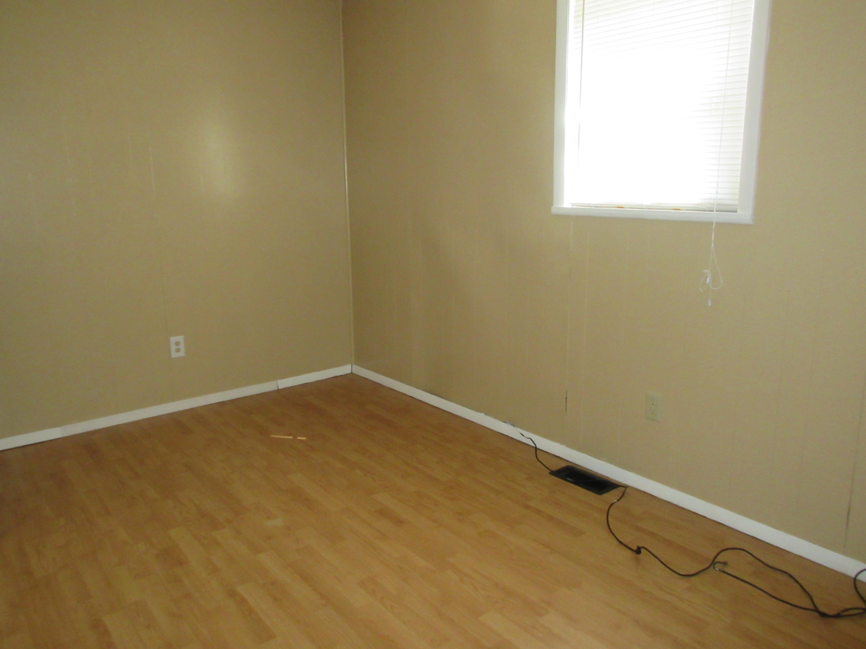 314 Hillside Road Oakdale, TN 37829 - Photo 12 of 28 Bedroom 3