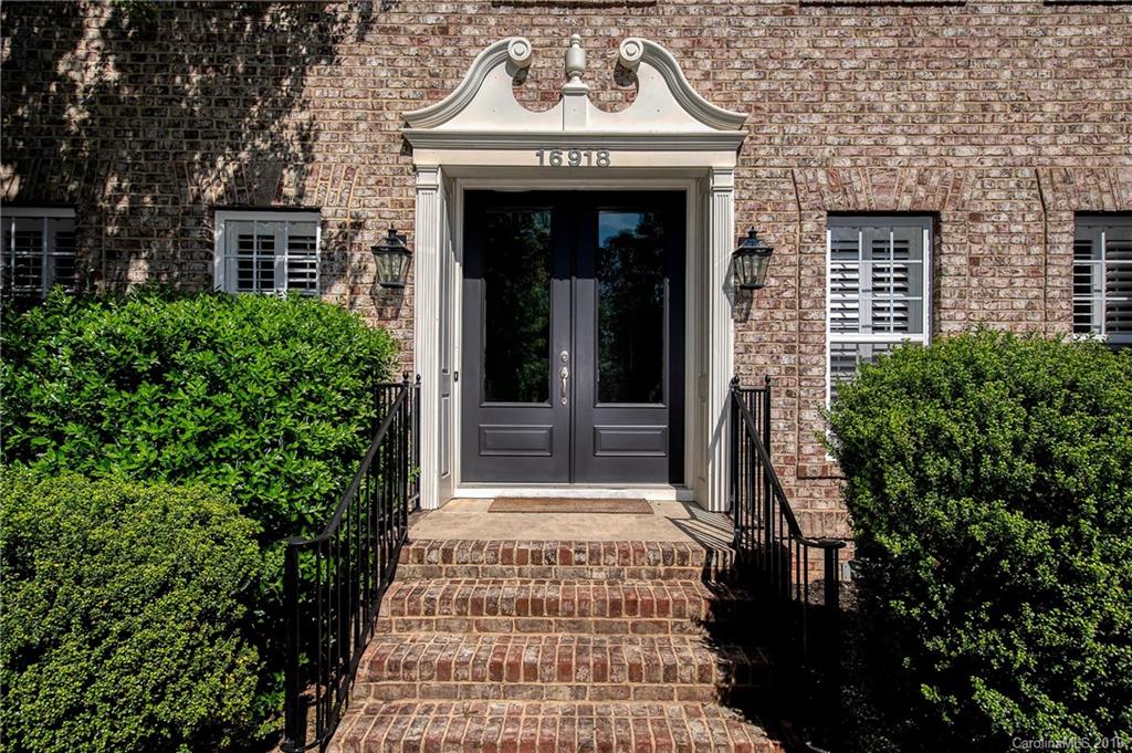 16918 Turtle Point Road Charlotte, NC 28278 - Photo 3 of 45 Gallery Image 3