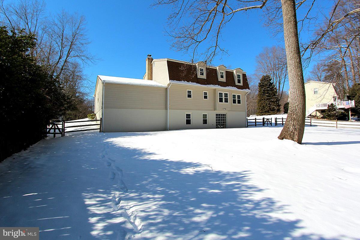 1817 Chapel Hill Road Silver Spring, MD 20906 - Photo 29 of 30 Exterior (Rear)