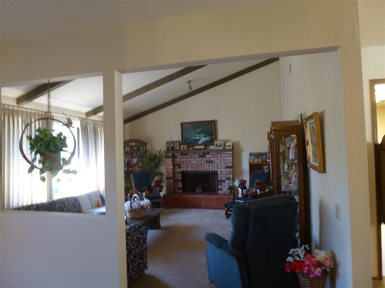1978 Rohn Road Escondido, CA 92025 - Photo 5 of 22 Gallery Image 5